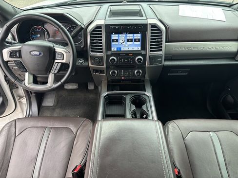 Used 2017 Ford F250 Platinum w/ Platinum Ultimate Package AWD/4WD image 17