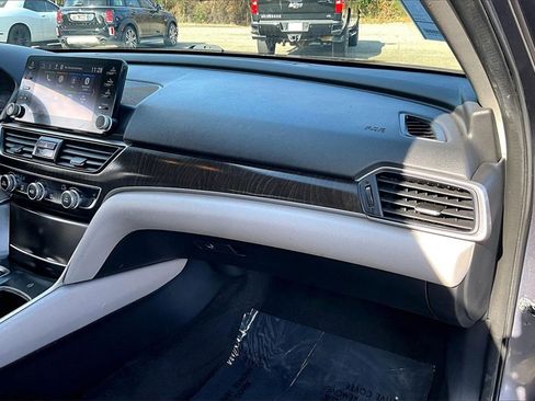 Used 2019 Honda Accord EX image 21