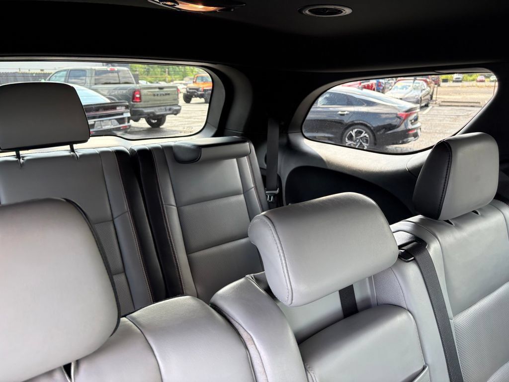 Used 2024 Dodge Durango GT AWD/4WD image 13