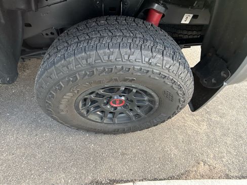 Used 2022 Toyota Tacoma TRD Pro AWD/4WD image 3