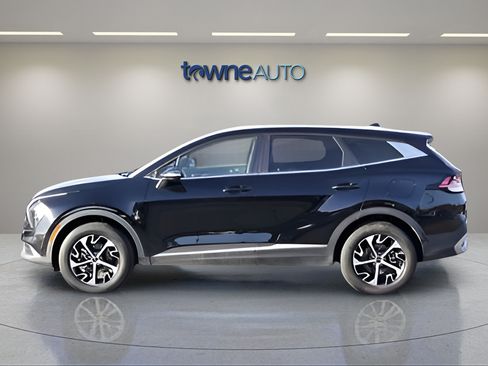 Used 2023 Kia Sportage EX AWD/4WD image 4