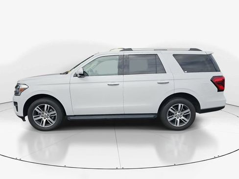 Used 2024 Ford Expedition Limited AWD/4WD image 6