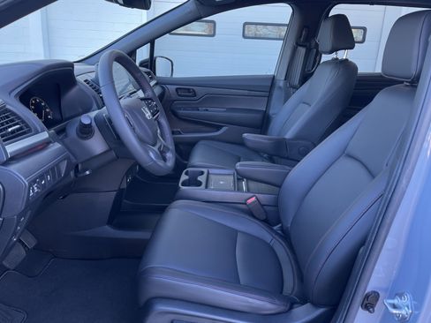 Certified 2025 Honda Odyssey Sport-L image 24