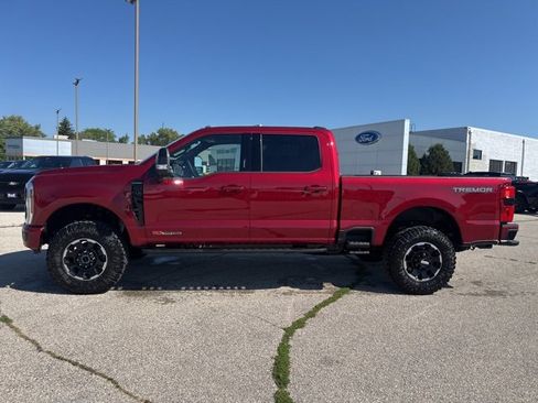 New 2026 Ford F350 Platinum w/ Tremor Off-Road Package image 6