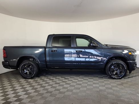 Used 2025 RAM 1500 Big Horn AWD/4WD image 2