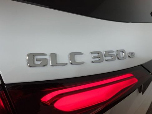 New 2025 Mercedes-Benz GLC 350e 4MATIC image 32