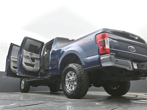 Used 2019 Ford F250 XLT w/ XLT Premium Package image 55