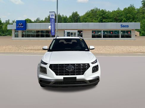 New 2026 Hyundai Venue SEL image 3
