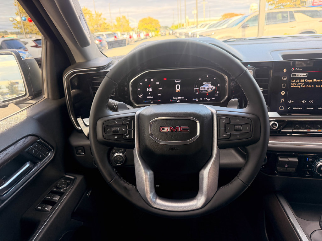 Used 2026 GMC Sierra 1500 SLT w/ SLT Premium Plus Package AWD/4WD image 16