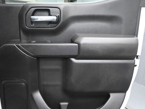Used 2022 Chevrolet Silverado 1500 Custom AWD/4WD image 24