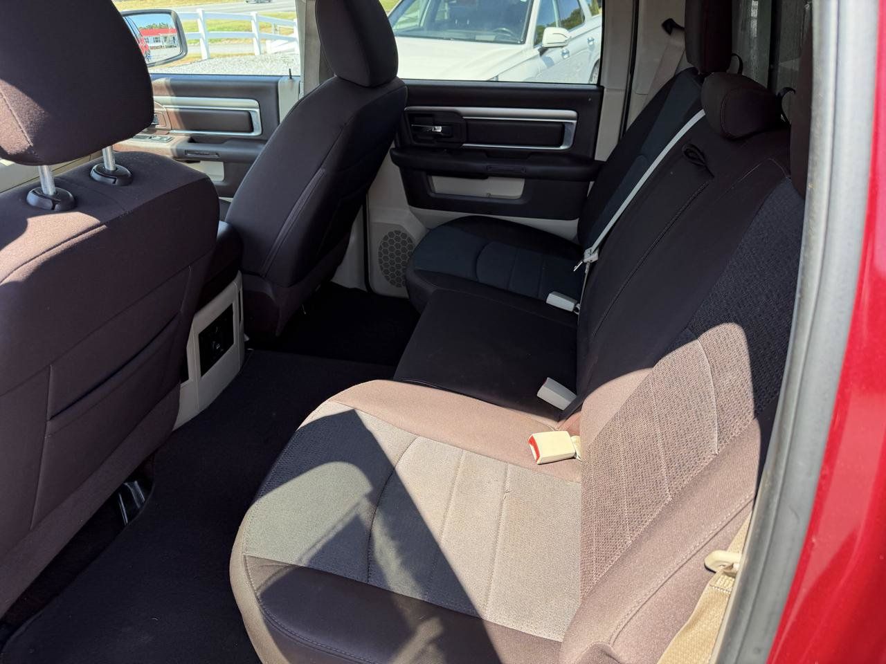 Used 2015 RAM 1500 Big Horn AWD/4WD image 11