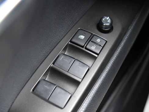 Used 2024 Toyota Camry SE w/ Convenience Package image 33