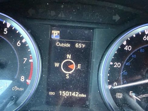 Used 2017 Toyota Highlander XLE AWD/4WD image 17