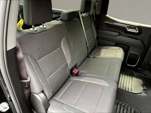 Used 2026 Chevrolet Silverado 1500 LT AWD/4WD image 23