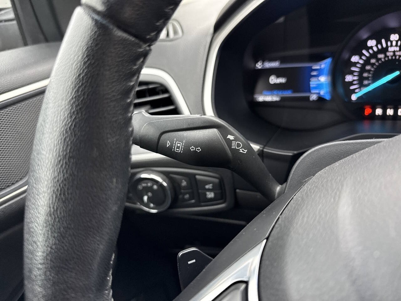 Used 2019 Ford Edge SEL w/ Equipment Group 201A AWD/4WD image 29