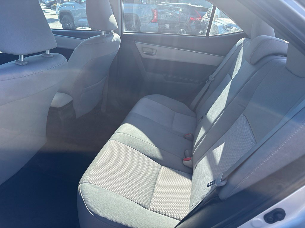 Used 2014 Toyota Corolla LE FWD image 11