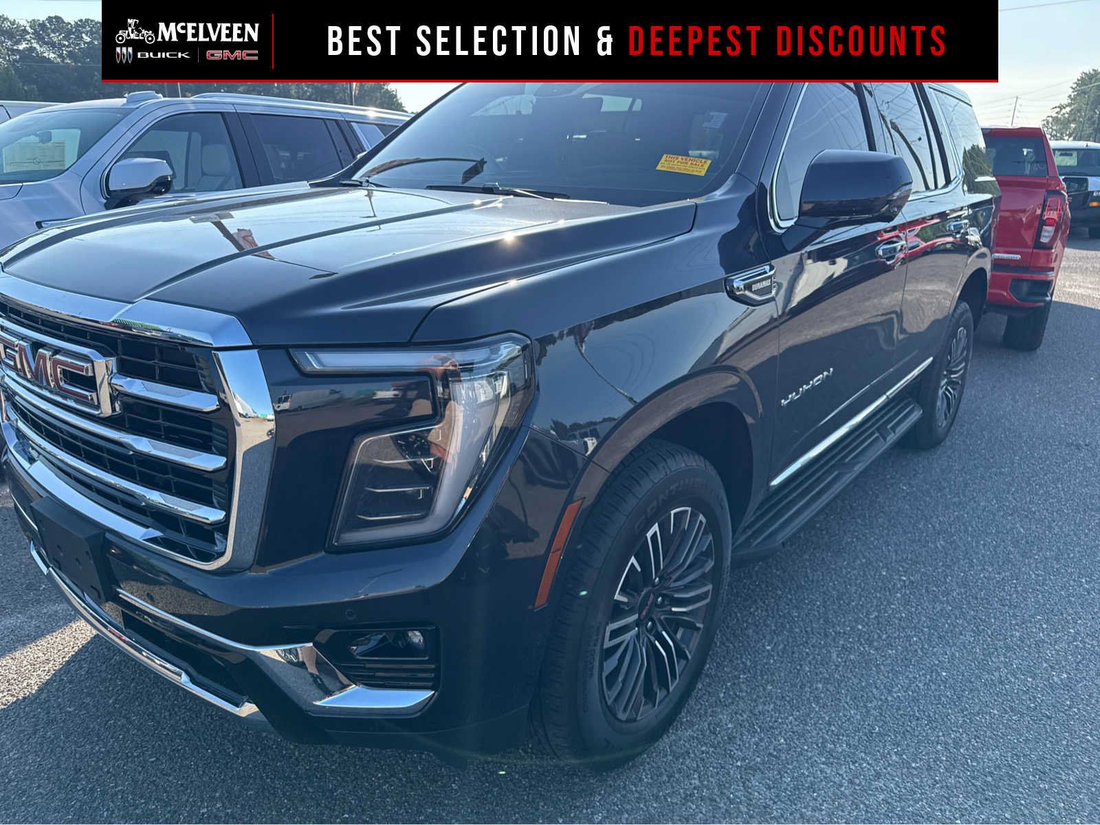 Used 2025 GMC Yukon Elevation w/ Elevation Premium Package AWD/4WD image 1
