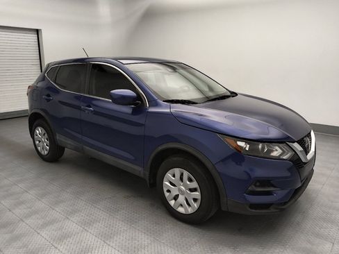 Used 2020 Nissan Rogue Sport S FWD image 11