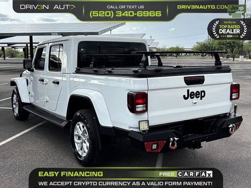 Used 2023 Jeep Gladiator Sport AWD/4WD image 5