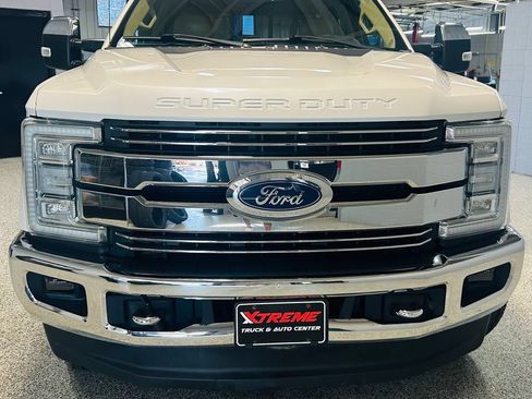 Used 2017 Ford F350 Lariat w/ Chrome Package AWD/4WD image 2