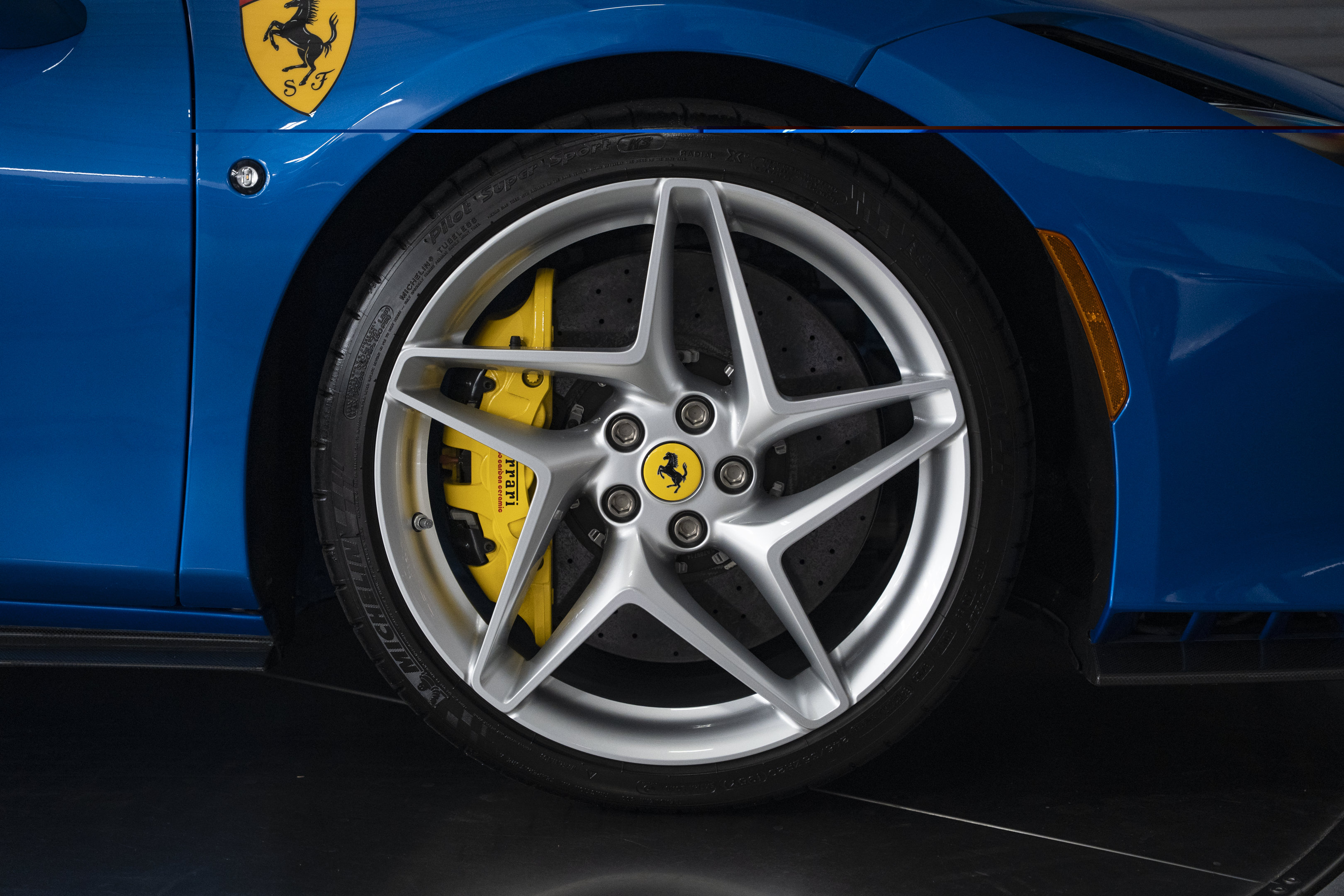 Used 2023 Ferrari F8 Tributo RWD image 26