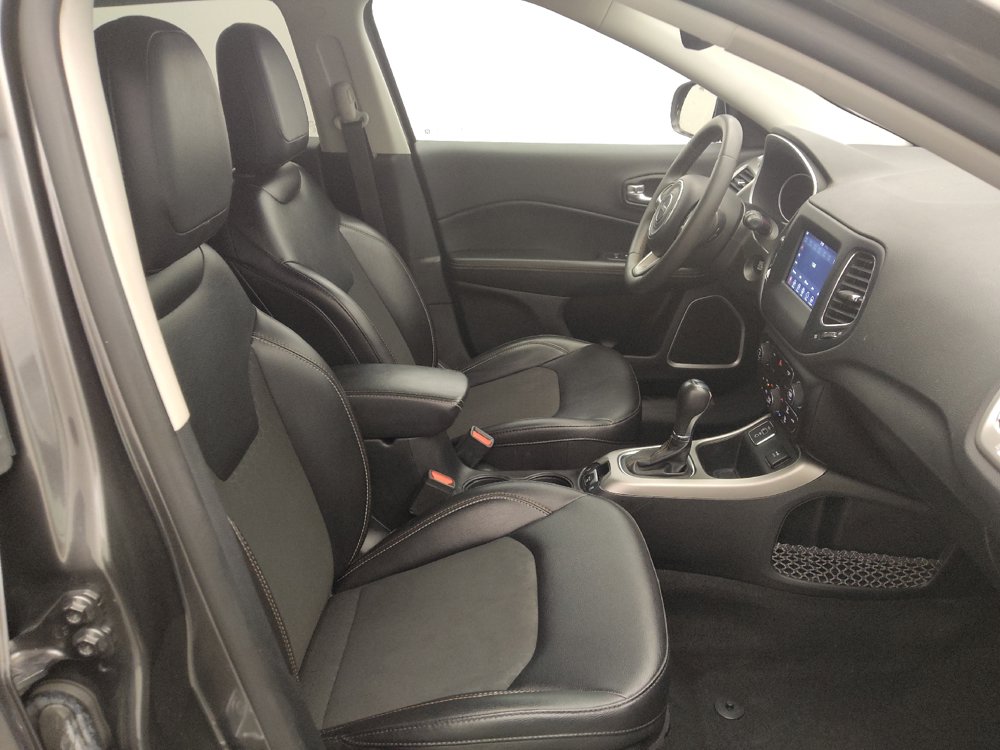 Used 2021 Jeep Compass Latitude FWD image 21