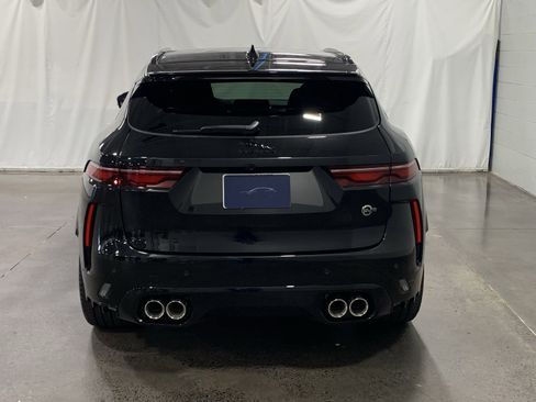 New 2026 Jaguar F-PACE SVR 575 Edition image 8