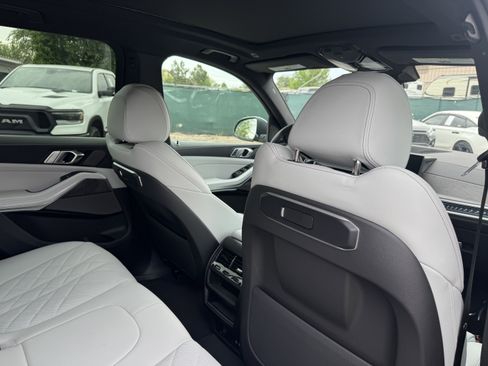 Used 2026 BMW X5 xDrive50e w/ Premium Package AWD/4WD image 27