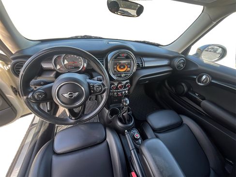 Used 2018 MINI Cooper S image 23