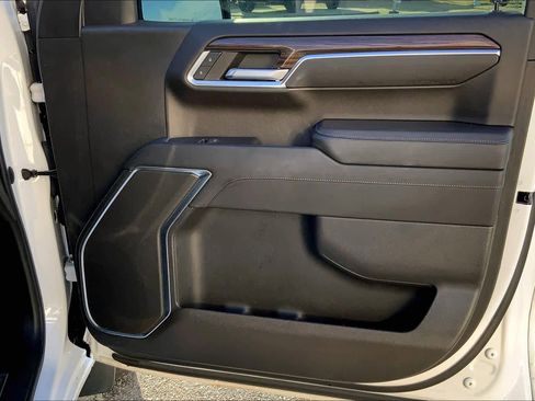 Used 2023 Chevrolet Silverado 1500 RST image 22