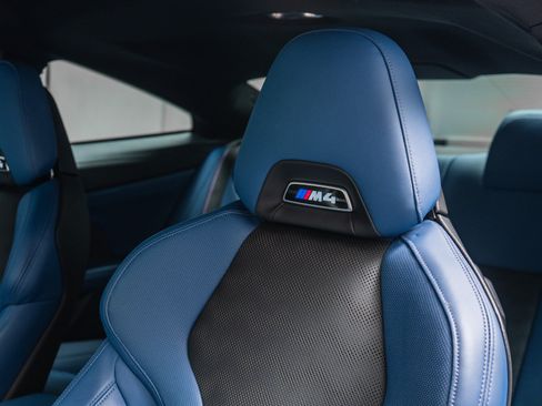 Used 2022 BMW M4 Competition w/ Executive Package RWD image 28