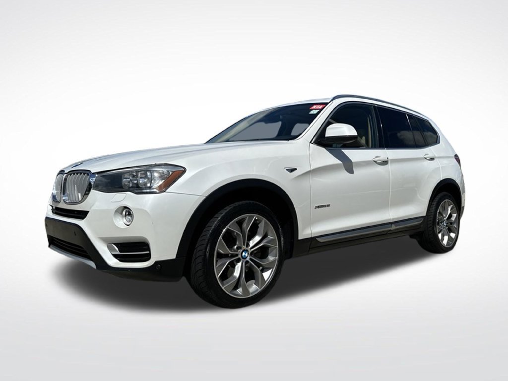 Used 2016 BMW X3 xDrive28i AWD/4WD image 3