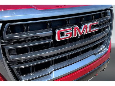 Used 2024 GMC Yukon XL AT4 w/ Technology Package AWD/4WD image 33