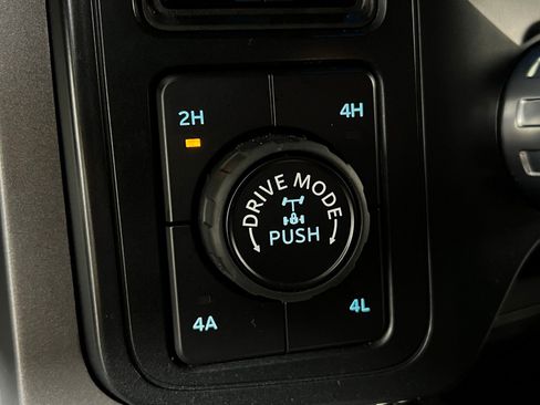 Used 2025 Ford F150 Lariat w/ Equipment Group 501A Mid AWD/4WD image 22