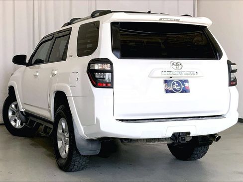 Used 2020 Toyota 4Runner SR5 Premium AWD/4WD image 10