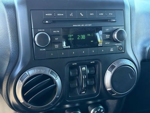 Used 2014 Jeep Wrangler Unlimited Sport w/ Quick Order Package 24S image 24