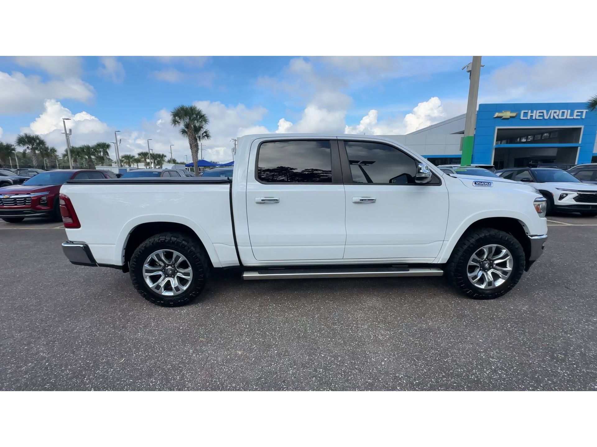 Used 2020 RAM 1500 Laramie AWD/4WD image 9