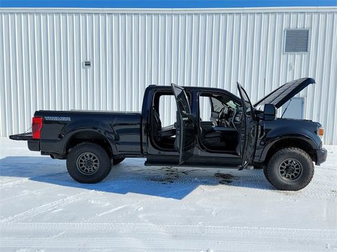 Used 2022 Ford F250 Lariat image 16