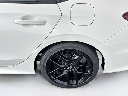 Used 2025 Honda Civic Sport image 5