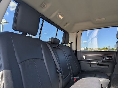 Used 2018 RAM 1500 Laramie w/ Convenience Group image 14