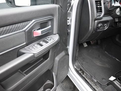 New 2026 RAM 2500 Big Horn AWD/4WD image 14