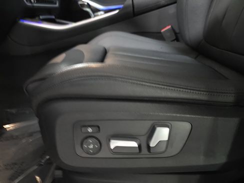Used 2021 BMW X5 xDrive40i AWD/4WD image 28