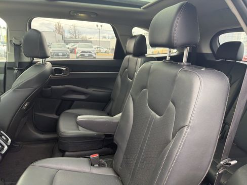 Used 2023 Kia Sorento X-Line EX image 8