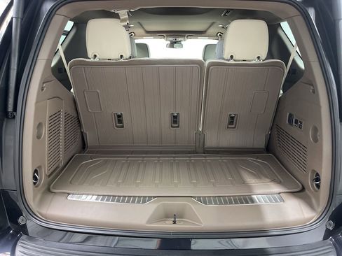 New 2026 GMC Yukon Denali w/ Sun & Power Step Package image 25