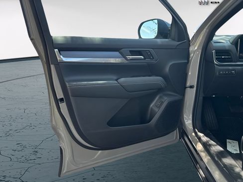 New 2027 GMC Terrain Elevation w/ Elevation Premium Package FWD image 19