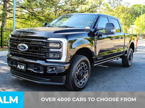 Used 2025 Ford F250 Platinum AWD/4WD image 2