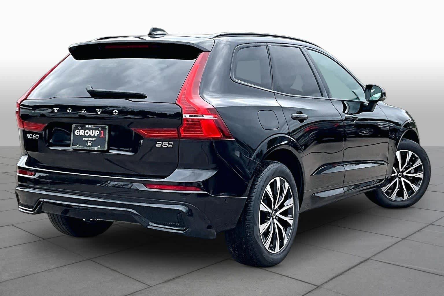 Used 2024 Volvo XC60 B5 Plus w/ Climate Package AWD/4WD image 13