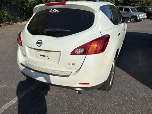 Used 2010 Nissan Murano LE w/ Navigation Pkg FWD image 5