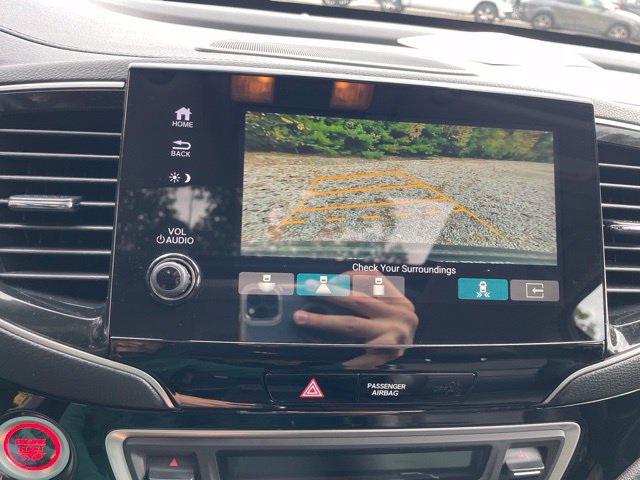 Used 2019 Honda Pilot Touring image 36