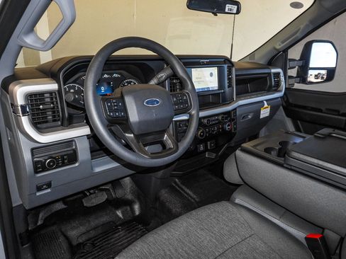 New 2026 Ford F350 XL w/ XL Driver Assist Package RWD image 23